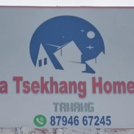 Lama Tsekhang Tavang Kültér fotó